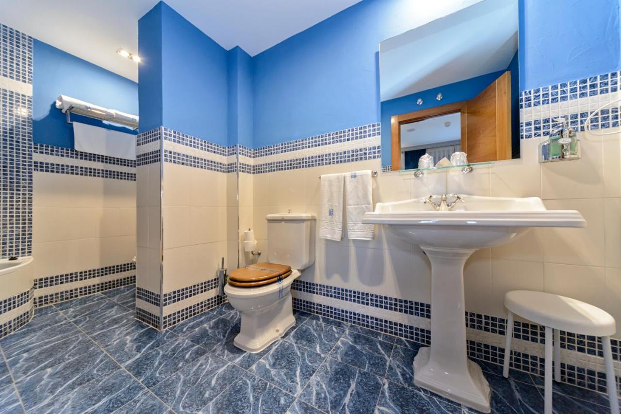 Hotel La Barrosa Абехар Екстериор снимка