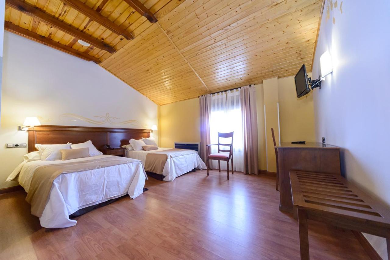 Hotel La Barrosa Абехар Екстериор снимка