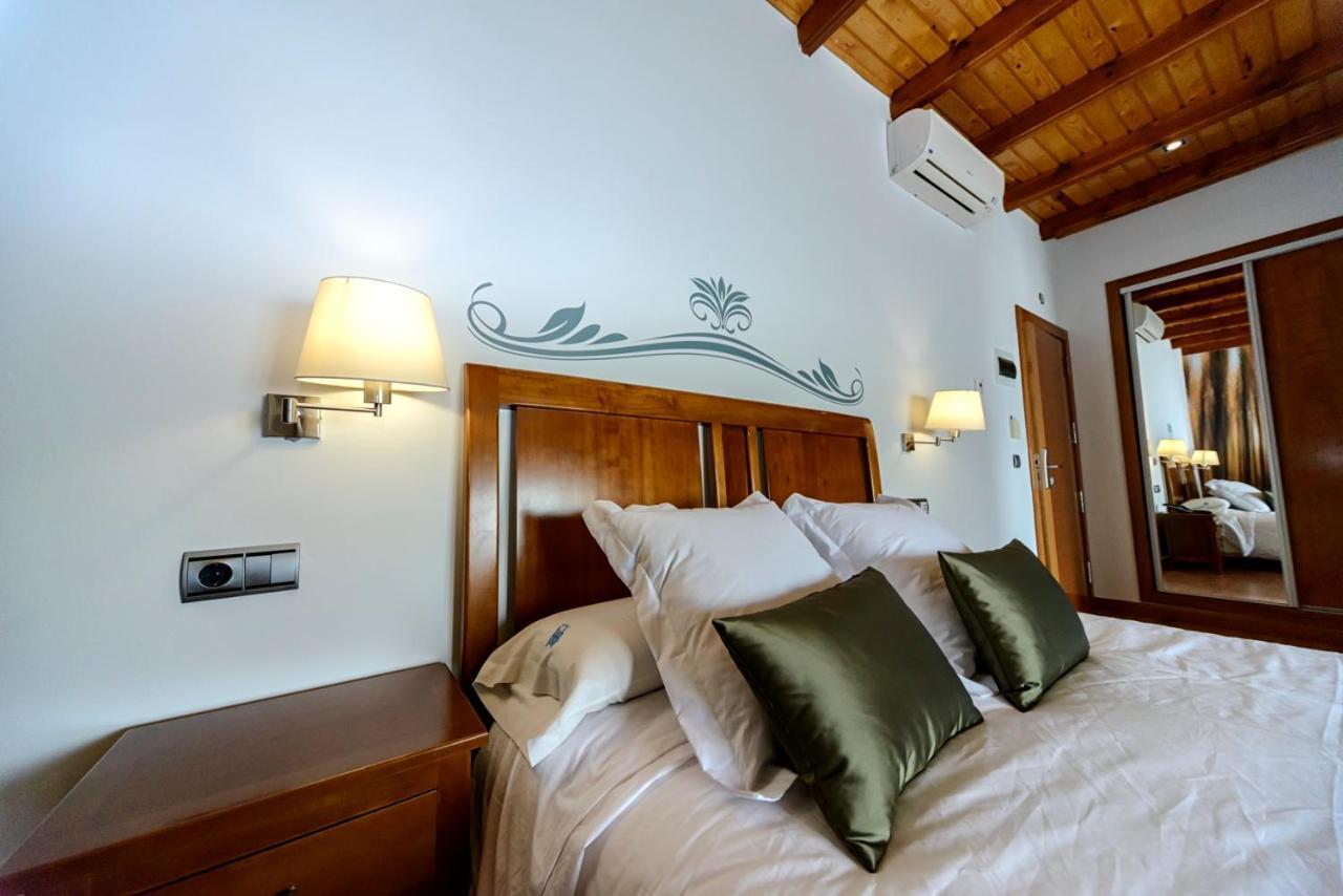 Hotel La Barrosa Абехар Екстериор снимка