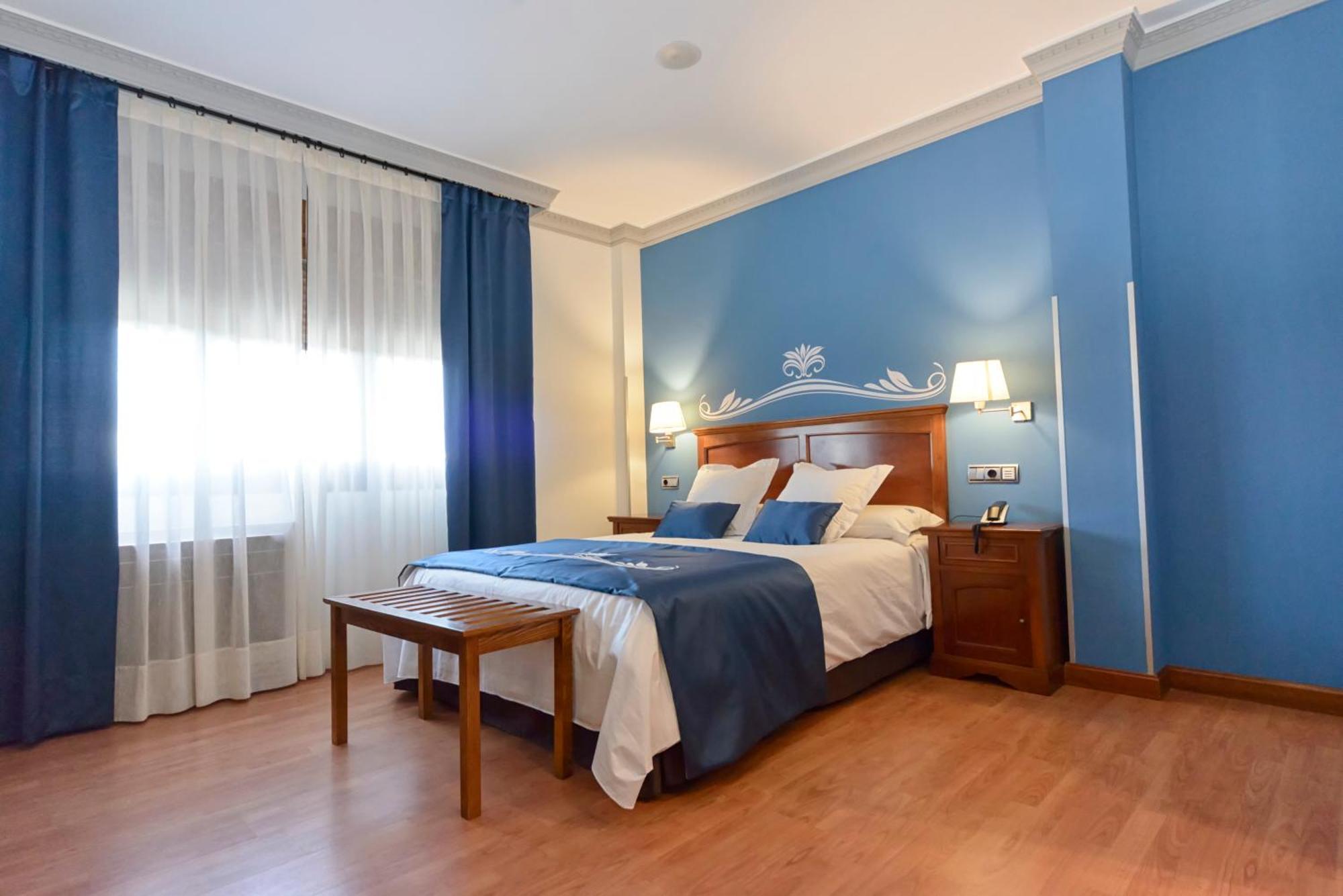 Hotel La Barrosa Абехар Екстериор снимка