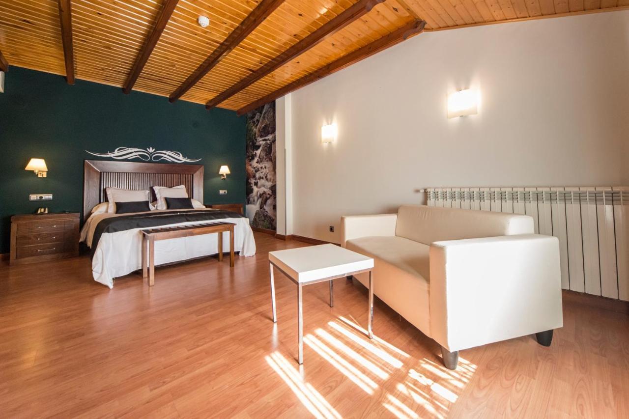 Hotel La Barrosa Абехар Екстериор снимка