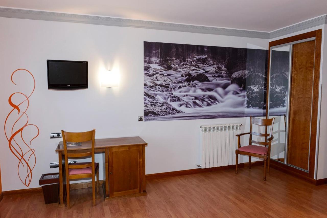 Hotel La Barrosa Абехар Екстериор снимка